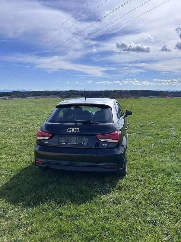 Usata Audi A1 Basis 116 CV (85 kW) 2017 Nero Utilitaria