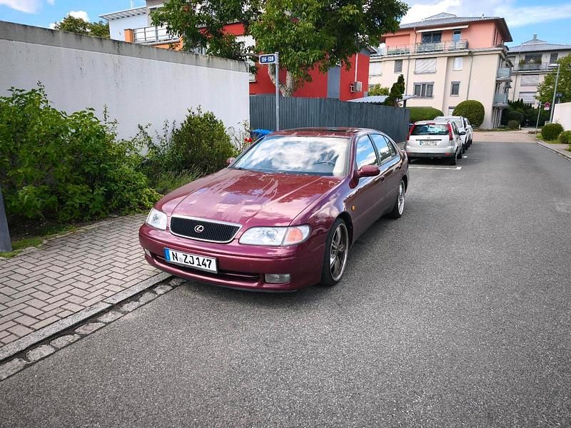 Rot Gebraucht 1997 Lexus GS300 Limousine | 3.799 € - Bild 1/4