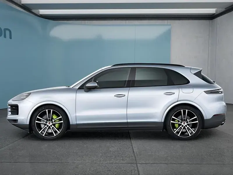 Gebraucht Porsche Cayenne 470 PS (345 kW) 2025 Silber SUV