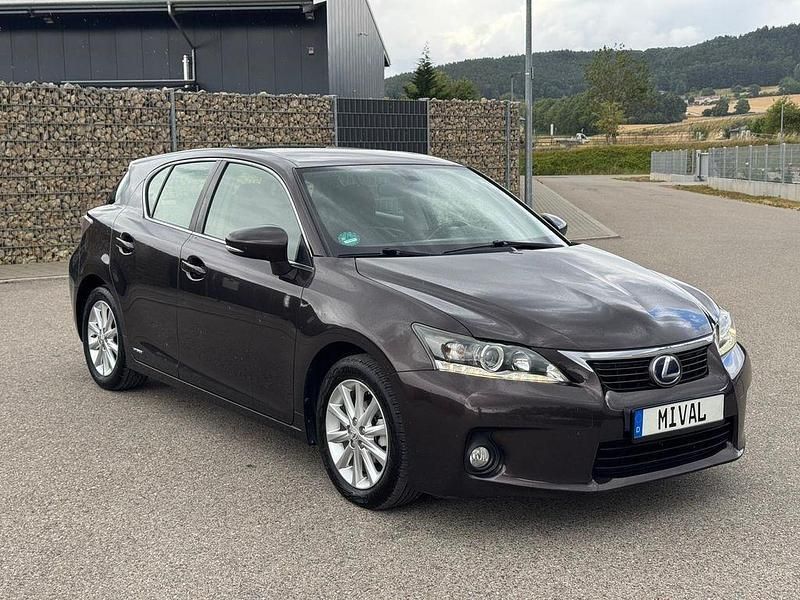 Gebraucht 2011 Lexus CT200h Executive Line Limousine | 9.900 € (Fairer Preis) - Bild 1/4