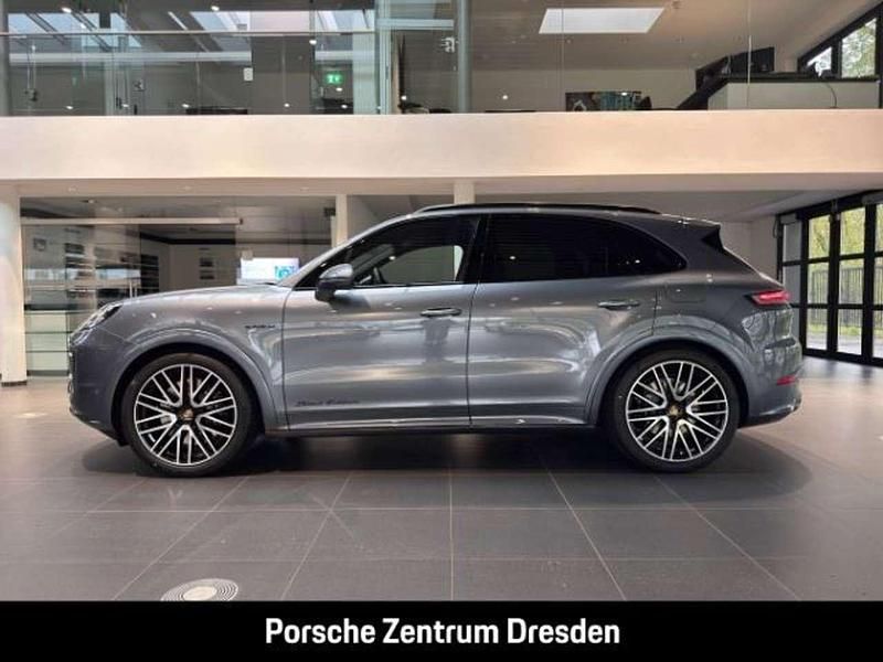 Neu Porsche Cayenne S E-Hybrid Black Edition 519 PS (381 kW) 2026 Grau SUV