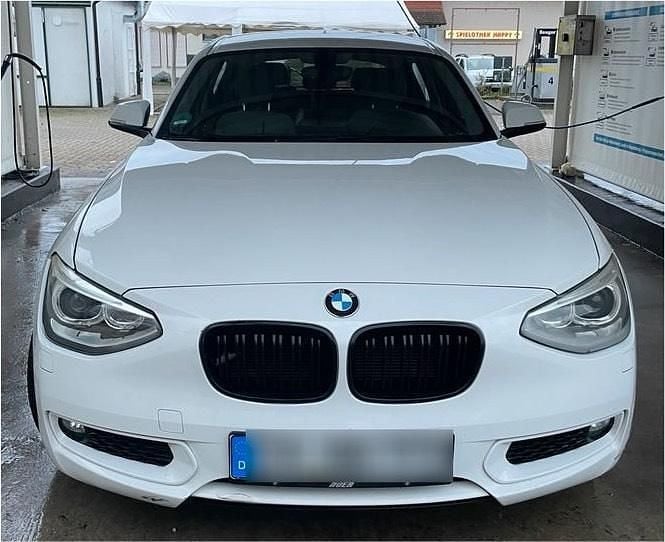 Gebraucht BMW 118 Urban Line 143 PS (105 kW) 2012 Weiß Kleinwagen