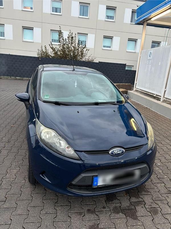 Blau Gebraucht 2009 Ford Fiesta Limousine | 2.700 € (Guter Preis) - Bild 1/4