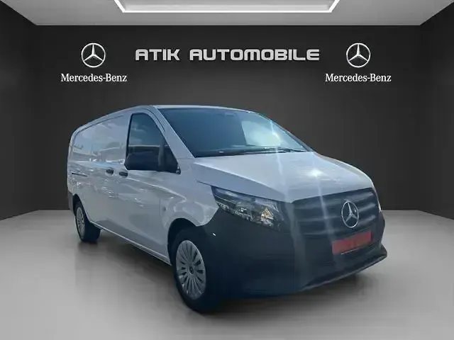 Gebraucht Mercedes Vito 163 PS (119 kW) 2024 Weiß Van