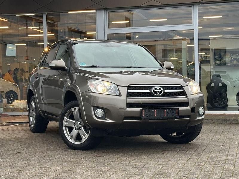 Braun Gebraucht 2010 Toyota RAV4 Executive SUV | 7.900 € (Guter Preis) - Bild 1/4