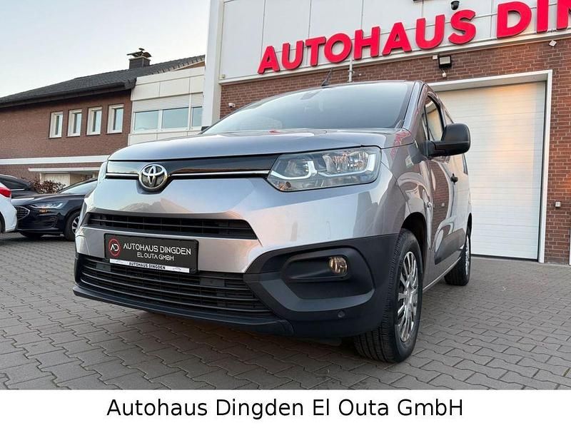 Silber Gebraucht 2021 Toyota Proace City Van | 14.950 € (Fairer Preis) - Bild 1/4