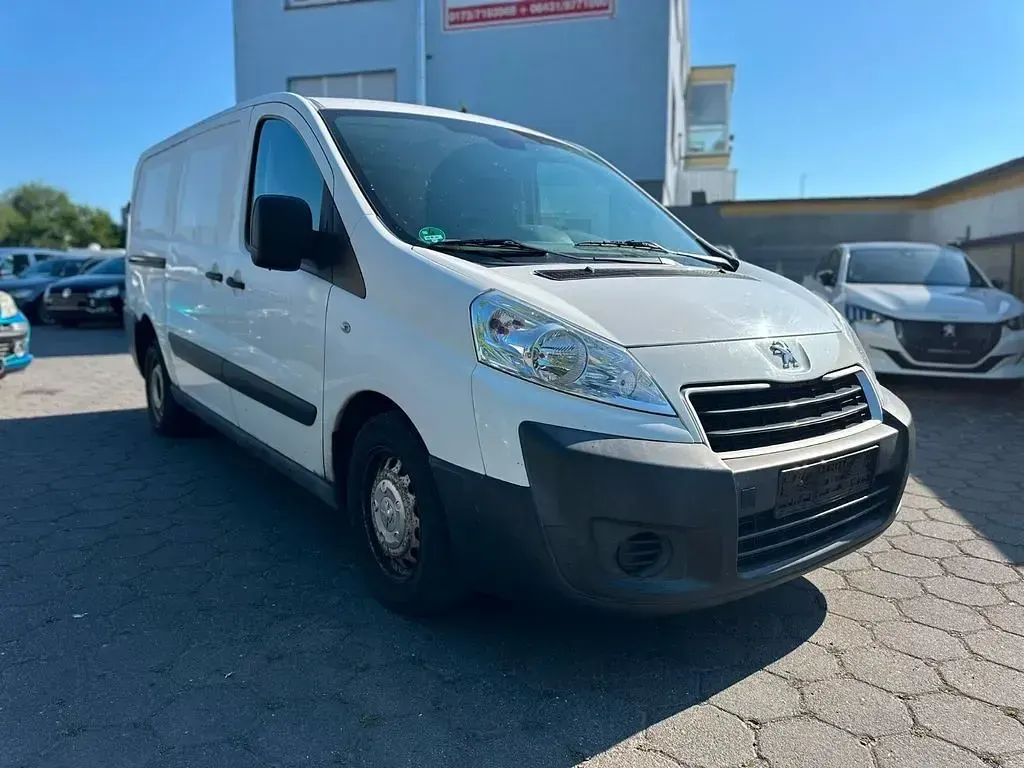 Gebraucht Peugeot Expert 128 PS (94 kW) 2014 Weiß Van