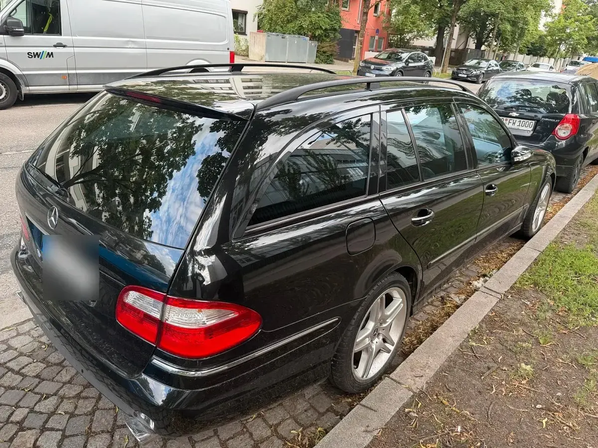 Gebraucht Mercedes E500 306 PS (225 kW) 2003 Schwarz Kombi
