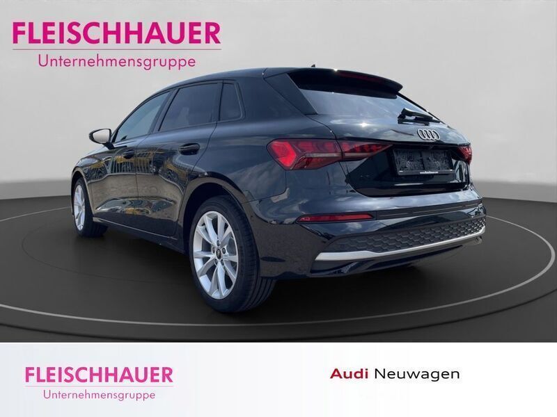 Neu Audi A3 Sportback Advanced 150 PS (110 kW) 2025 Schwarz Kleinwagen