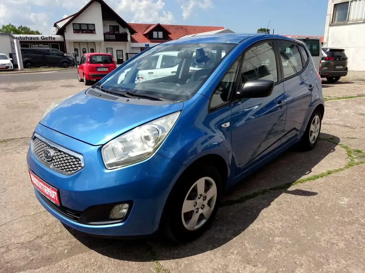 Gebraucht Kia Venga Vision 90 PS (66 kW) 2011 Bytebluemetallic Kleinwagen