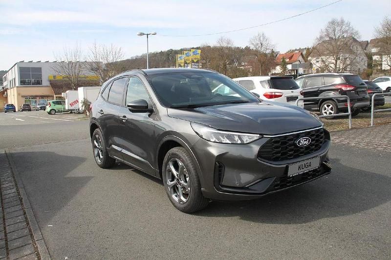 Neu Ford Kuga ST-Line 152 PS (111 kW) 2026 Other SUV