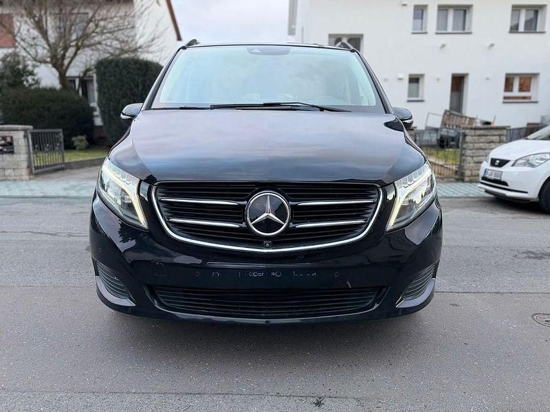 Gebraucht Mercedes V250 Edition 204 PS (150 kW) 2017 Schwarz Van / Kleinbus