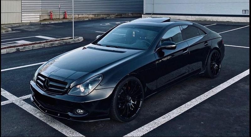 Gebraucht Mercedes 320 224 PS (164 kW) 2008 Schwarz Limousine