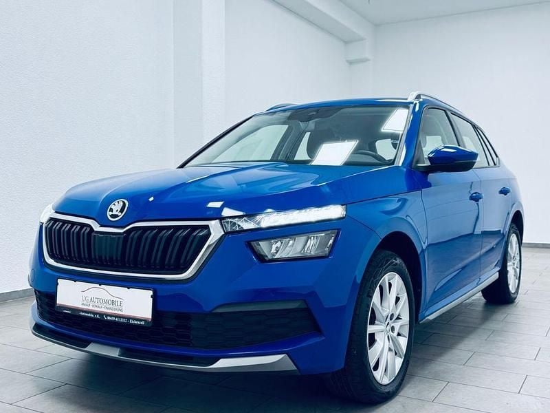 Blau Gebraucht 2021 Skoda Kamiq Style SUV | 13.880 € (Superpreis) - Bild 1/4