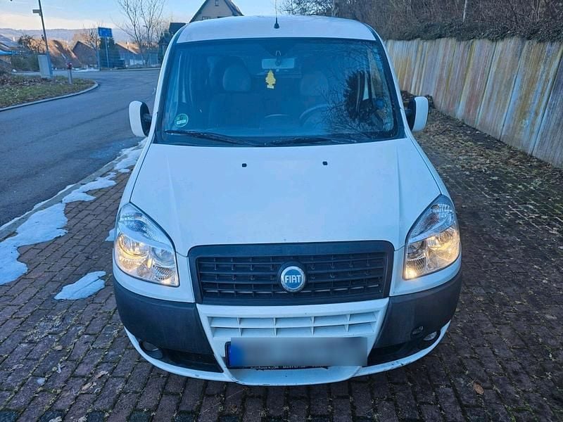 Weiß Gebraucht 2007 Fiat Doblò Van / Kleinbus | 2.950 € (Fairer Preis) - Bild 1/4