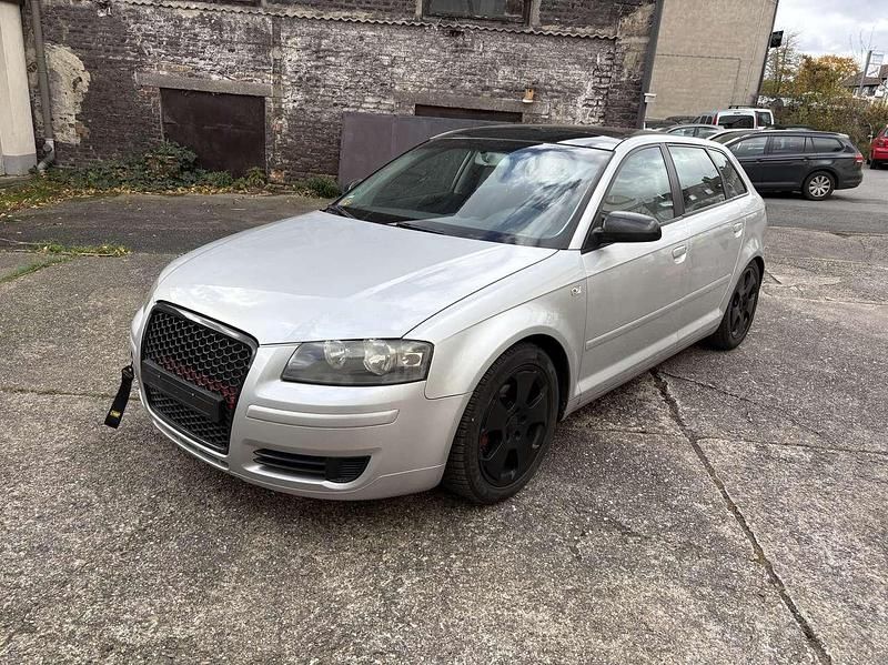 Eissilber Gebraucht 2007 Audi A3 Attraction Kleinwagen | 4.500 € (Fairer Preis) - Bild 1/4
