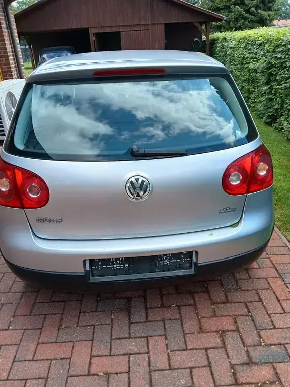 Gebraucht VW Golf IV Trendline 75 PS (55 kW) 2005 Schwarz Limousine