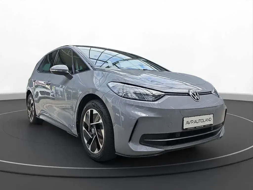 Usata VW ID.3 Pro 150 kW (204 CV) 2024 Grigio Utilitaria