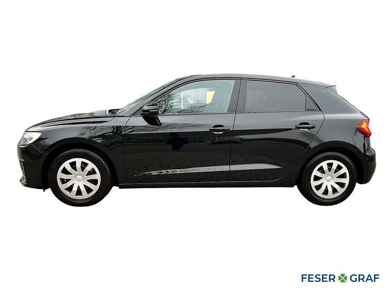 Gebraucht Audi A1 Sportback Ambiente 116 PS (85 kW) 2025 Mythosschwarz metallic Kleinwagen