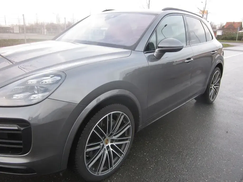 Gebraucht Porsche Cayenne 441 PS (324 kW) 2020 Grau SUV