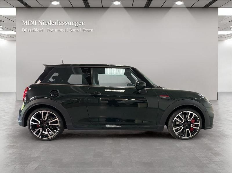 Używany Mini John Cooper Works 231 KM (169 kW) 2023 Zielony Hatchback