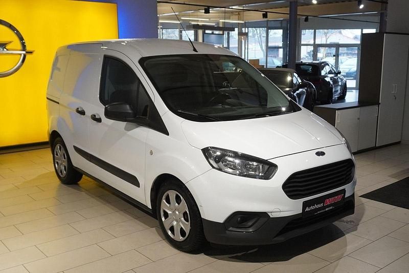 Gebraucht Ford Transit Trend 101 PS (74 kW) 2019 Weiß Van / Kleinbus