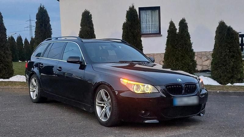 Gebraucht BMW 530 252 PS (185 kW) 2005 Schwarz Kombi