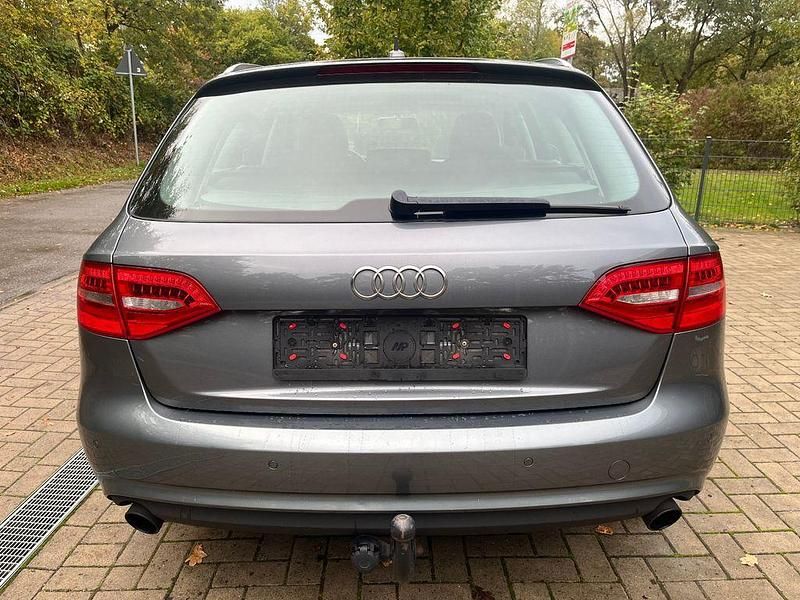 Gebraucht Audi A4 Ambiente 170 PS (125 kW) 2014 Grau Kombi
