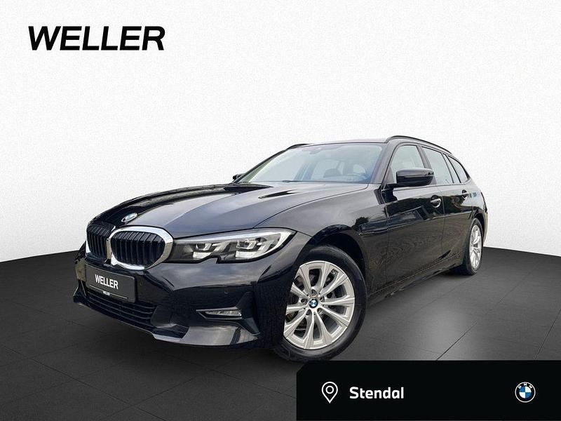Schwarz Gebraucht 2022 BMW 318 Advantage Limousine | 25.950 € (Guter Preis) - Bild 1/4