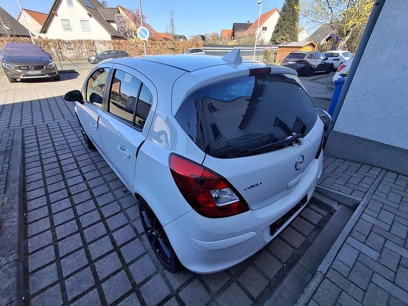 Gebraucht Opel Corsa Energy 95 PS (69 kW) 2014 Weiß Kleinwagen