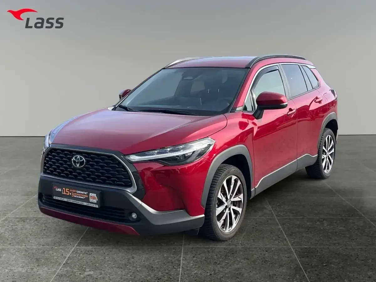 Gebraucht Toyota Corolla Cross Team 140 PS (102 kW) 2024 Rot SUV