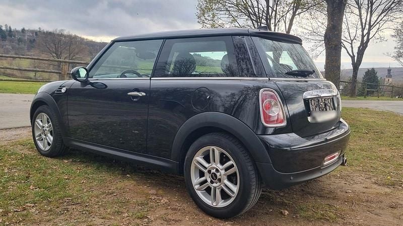Second-hand Mini Cooper 122 CP (89 kW) 2014 Negru Hatchback