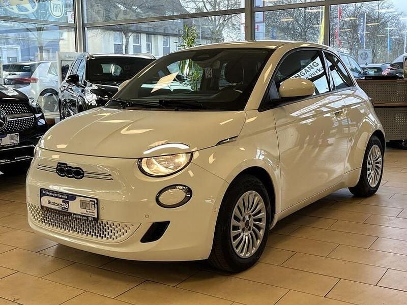 Gebraucht Fiat 500e 86 kW (118 PS) 2023 Weiß Limousine