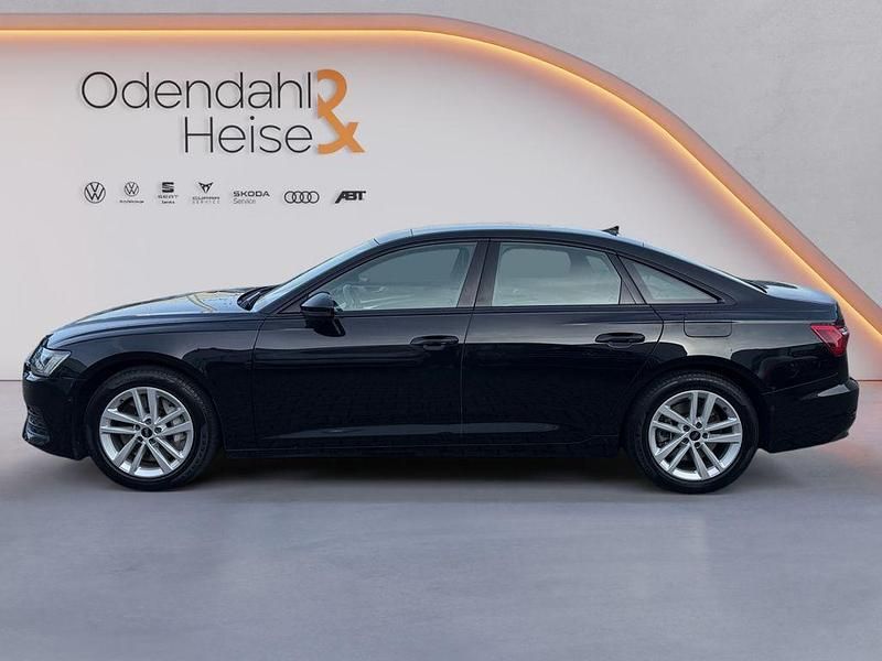 Gebraucht Audi A6 Ambiente 299 PS (219 kW) 2022 Schwarz Limousine