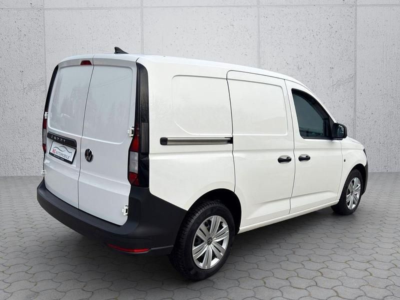 Gebraucht VW Caddy 102 PS (75 kW) 2022 Weiß Van / Kleinbus