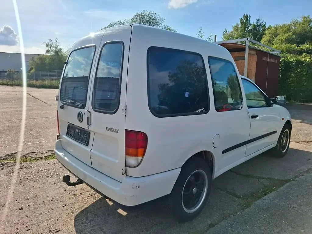 Gebraucht VW Caddy 60 PS (44 kW) 2001 Weiß Van / Kleinbus