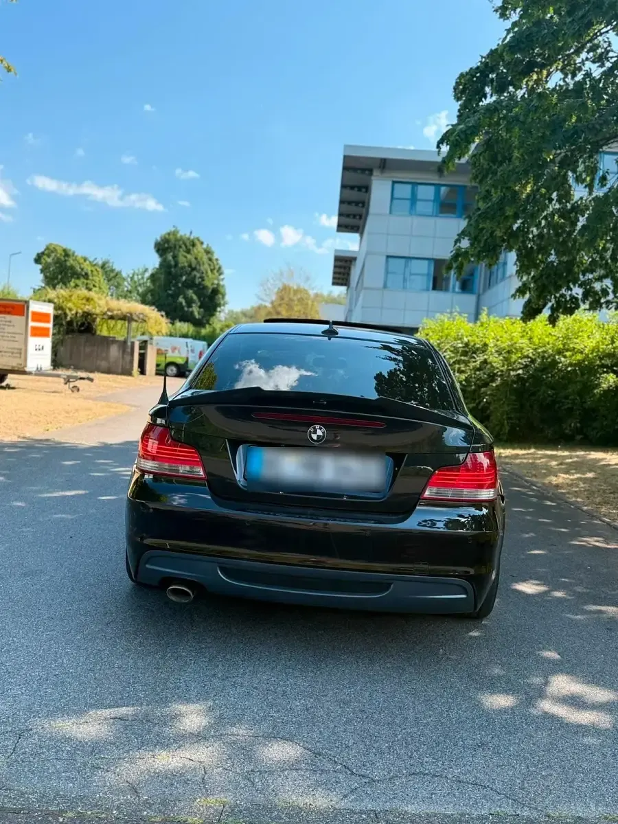 Gebraucht BMW 120 Coupé M Sport 177 PS (130 kW) 2011 Schwarz Coupé