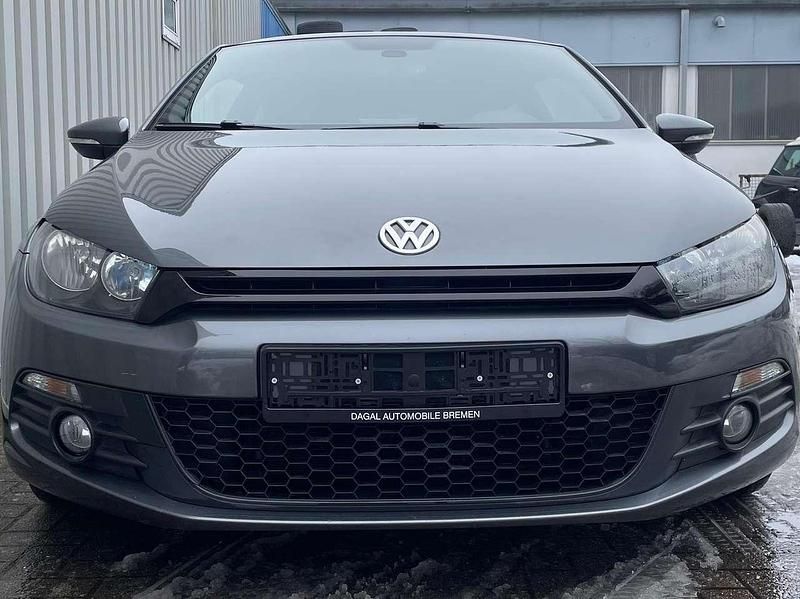 Gebraucht VW Scirocco Sport 160 PS (117 kW) 2011 Indiumgrau metallic Coupé