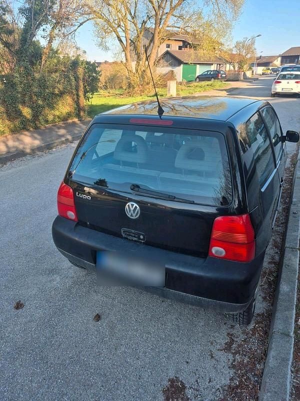 Second-hand VW Lupo 50 CP (36 kW) 2000 Negru Hatchback