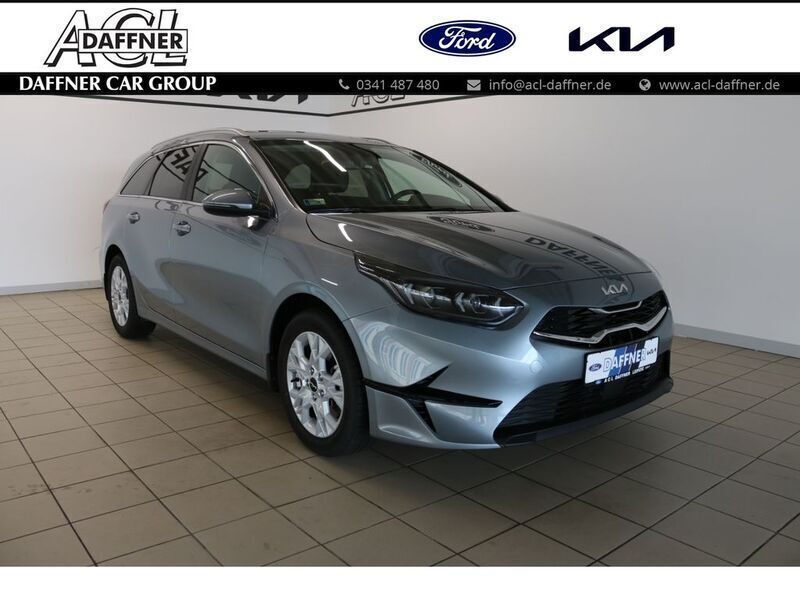 (css) lunar silver m Gebraucht 2023 Kia Ceed Sportswagon Comfort Kombi | 21.890 € (Superpreis) - Bild 1/4