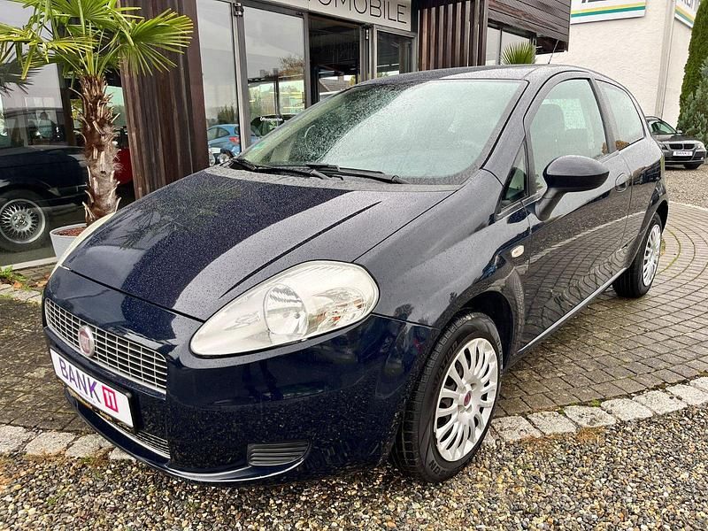 Blau Gebraucht 2009 Fiat Grande Punto Kleinwagen | 2.100 € (Fairer Preis) - Bild 1/4