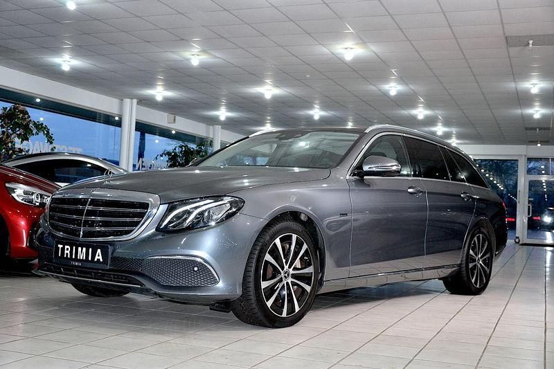 Gebraucht Mercedes E300 194 PS (142 kW) 2019 Grau Limousine