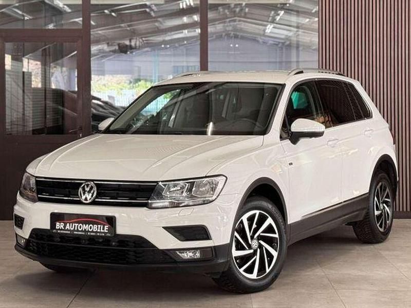 Gebraucht VW Tiguan Sound 150 PS (110 kW) 2017 Deep black perleffekt SUV