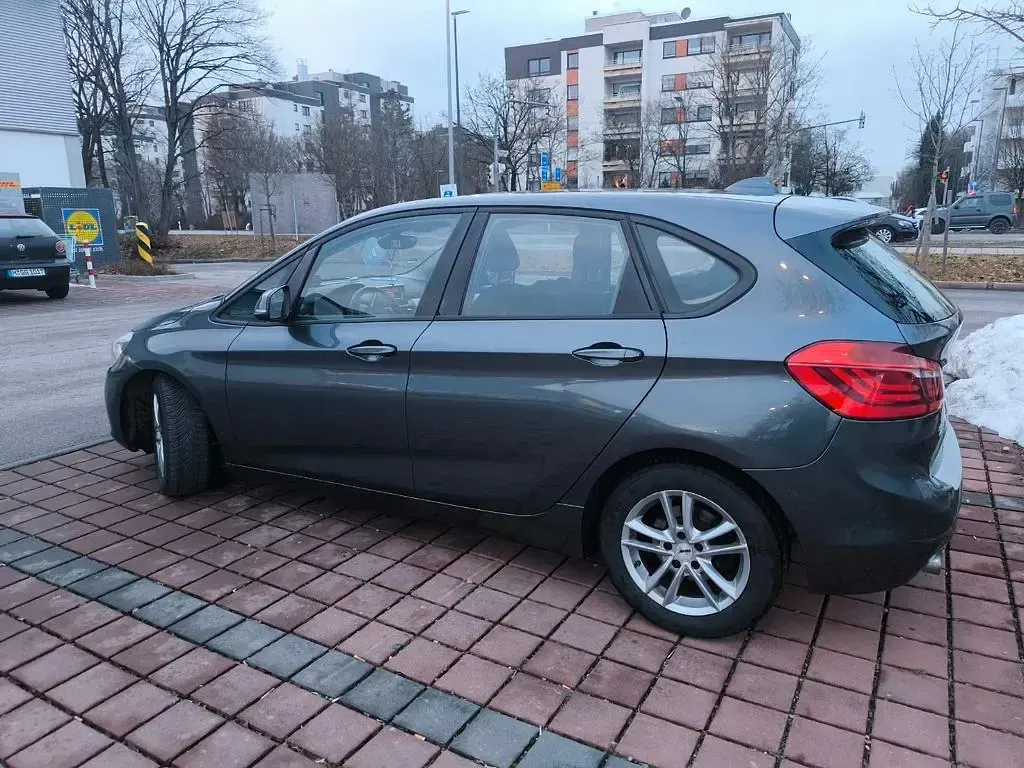 Brugt BMW 218 Active Tourer Advantage 150 HK (110 kW) 2015 Grå MPV