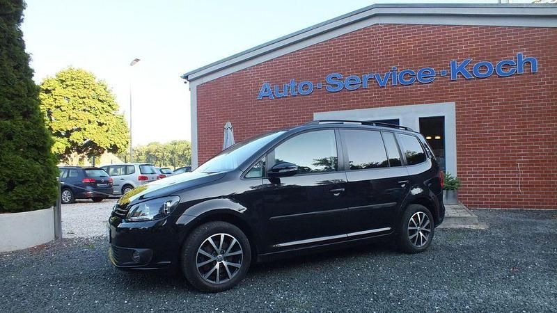 Gebraucht VW Touran 105 PS (77 kW) 2014 Schwarz Van / Kleinbus