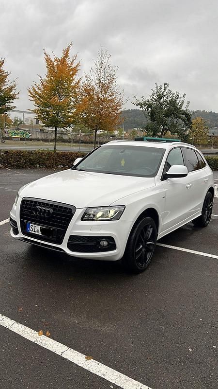 Weiß Gebraucht 2010 Audi Q5 S-Line SUV | 17.000 € (Teuer) - Bild 1/4