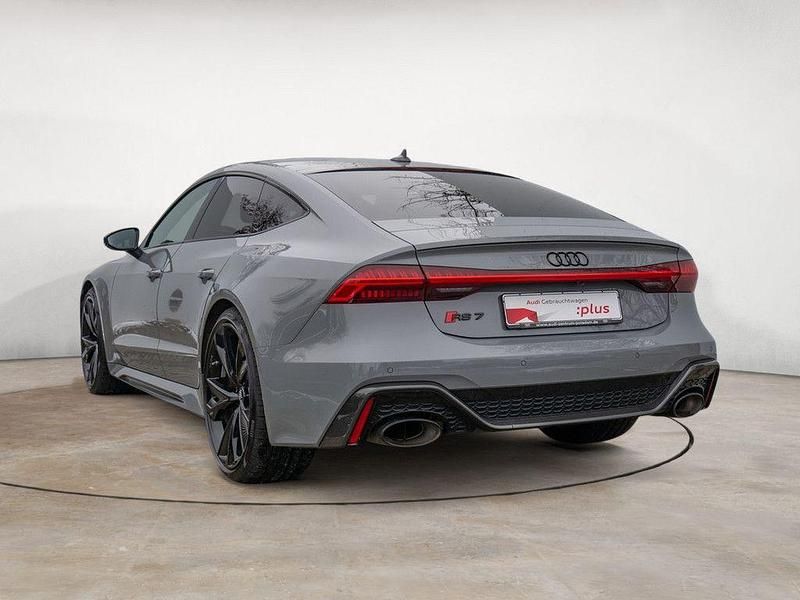 Gebraucht Audi RS7 Ambiente 600 PS (441 kW) 2021 Nardograu Kleinwagen