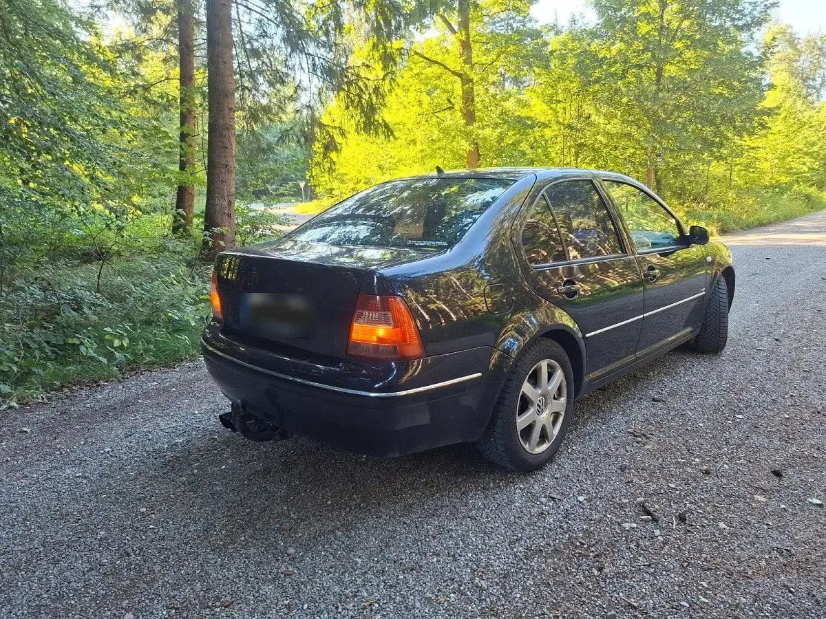 Gebraucht VW Bora GT 150 PS (110 kW) 2004 Schwarz Limousine