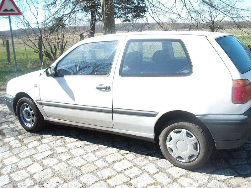 Gebraucht VW Golf III 75 PS (55 kW) 1992 Weiß Kleinwagen
