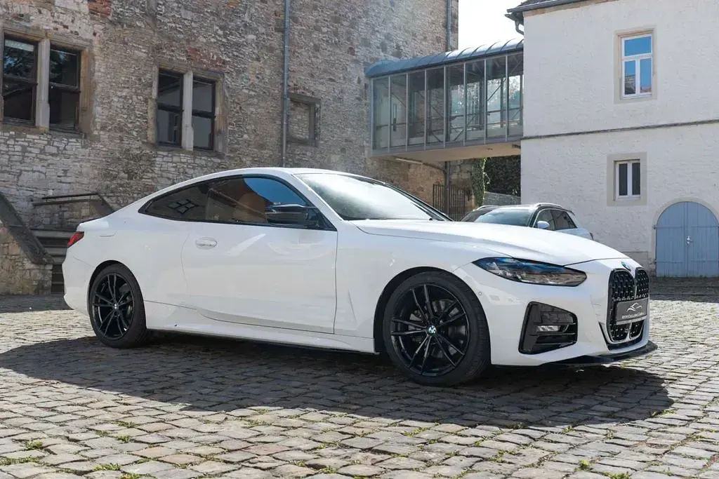 Gebraucht BMW 430 M Sport 258 PS (189 kW) 2021 Weiß Coupé